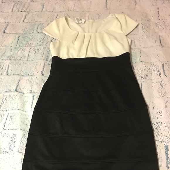 New York & Company Dresses & Skirts - New York Co Womens Career Dress Black/White Sz 10